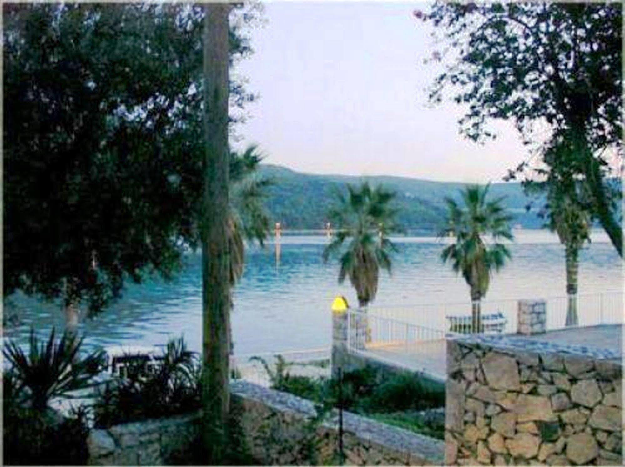 Villa Adria สลาโน ภายนอก รูปภาพ